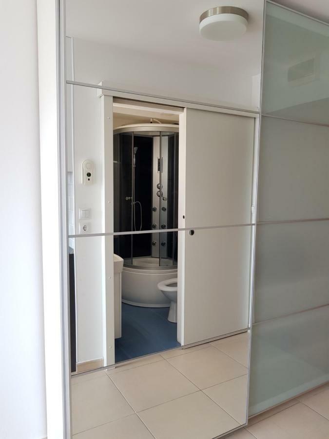 Cozy&Elegant New Studio In בוקרשט מראה חיצוני תמונה